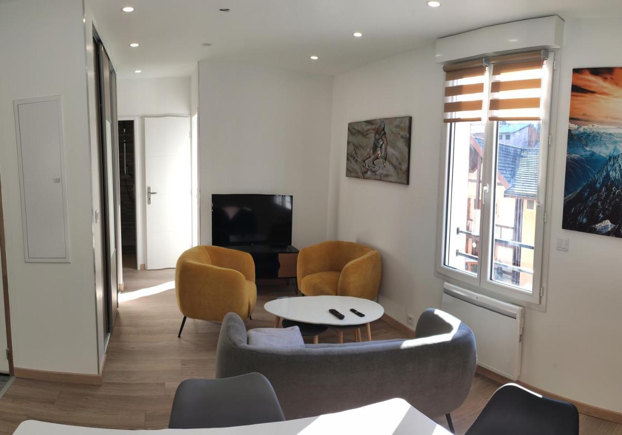 Joli Appartement Renove Avec Terrasse Brides-les-Bains Eksteriør bilde